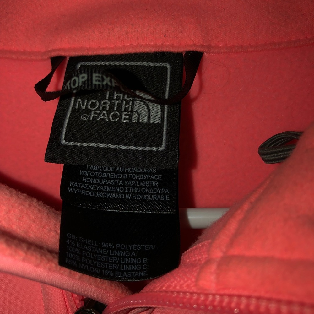 - Large North Face Jacket - - image 4